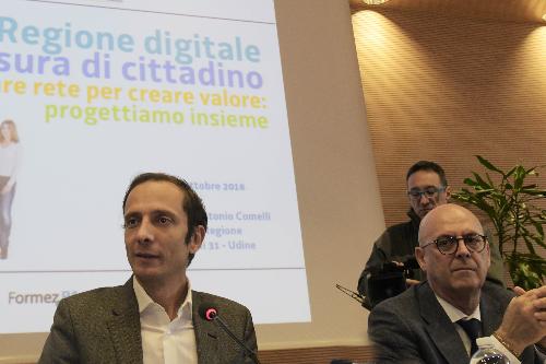 Il governatore Fedriga e l'assessore Callari al convegno "Regione digitale e misura di cittadino"